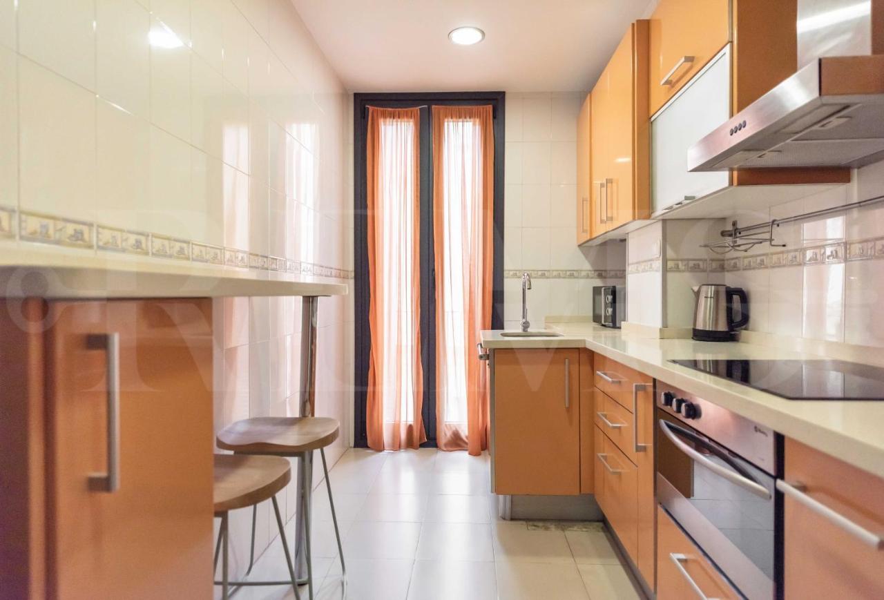 Inviting Apartment In The Heart Of Malaga By Rems Buitenkant foto